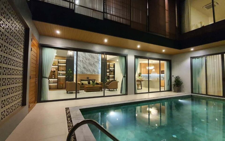 Le Villa Lake
