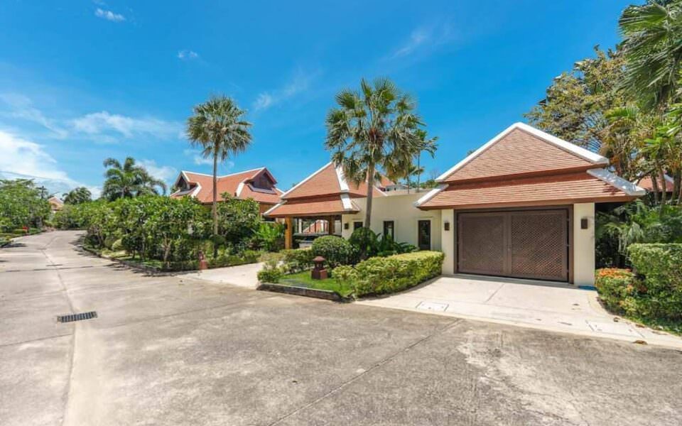 Private Pool Villa | Найхарн | Вилла с 4 спальнями и бассейном в шаге от пляжа Най Харн