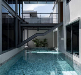 Вилла с бассейном в комплексе Riverhouse
